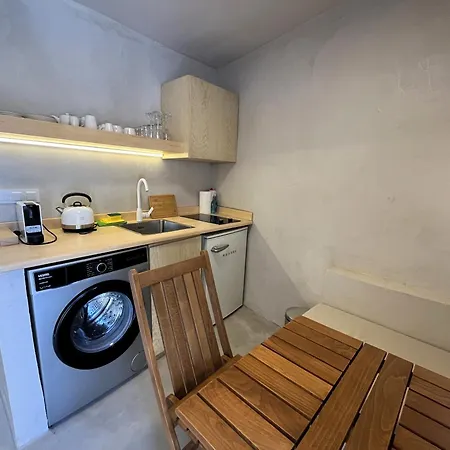 Apartment Calestia Boutique House