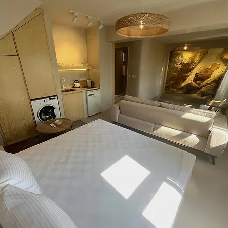 Calestia Boutique House Apartment *