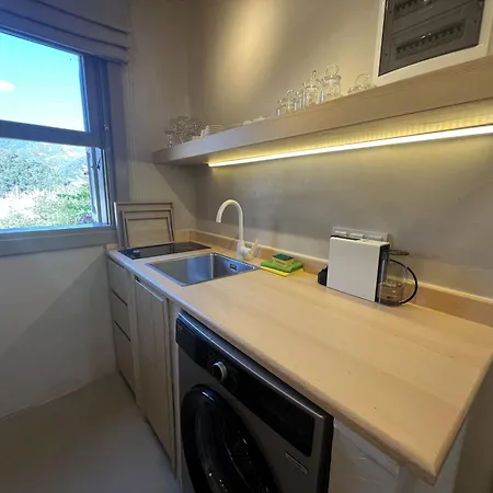 Calestia Boutique House